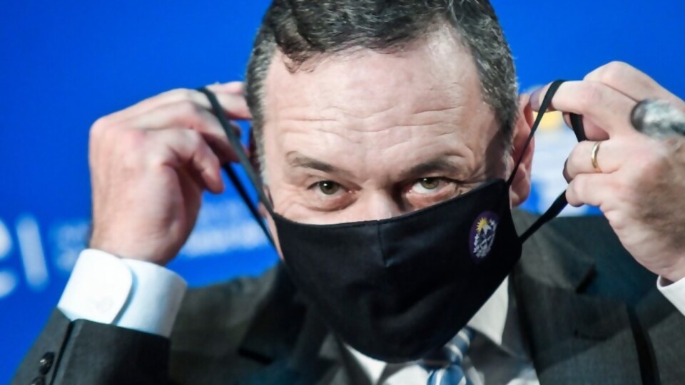 Entrevista: Álvaro Delgado  — Entrevistas  — La Pecera | Azul 101.9