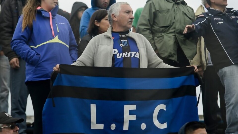 Deportes: Liverpool juega la revancha en Quito —  Deportes — Primera Mañana | Azul 101.9