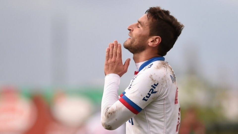 Deportes: Se conoció el fallo contra Bergessio — Deportes — Primera Mañana | Azul 101.9