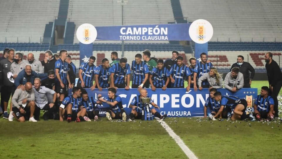 Deportes: El negriazul se consagró campeón invicto del Clausura — Deportes — Primera Mañana | Azul 101.9