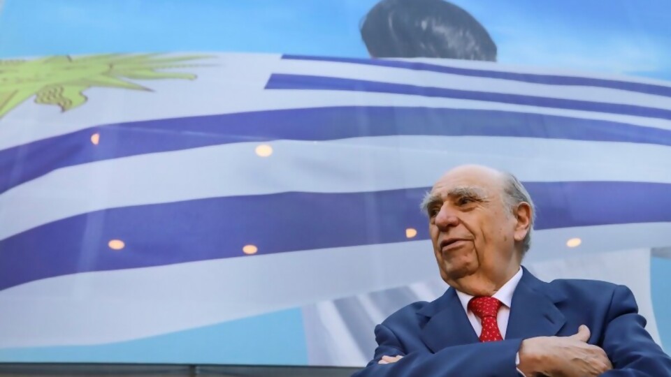 Entrevista: Julio María Sanguinetti — Entrevistas — Primera Ma&ntilde;ana | Azul 101.9