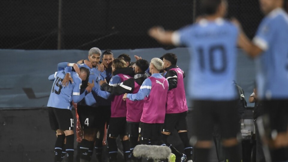 Uruguay juega ante el campeón africano con la mira en la Copa América — Deportes — Primera Mañana | Azul 101.9