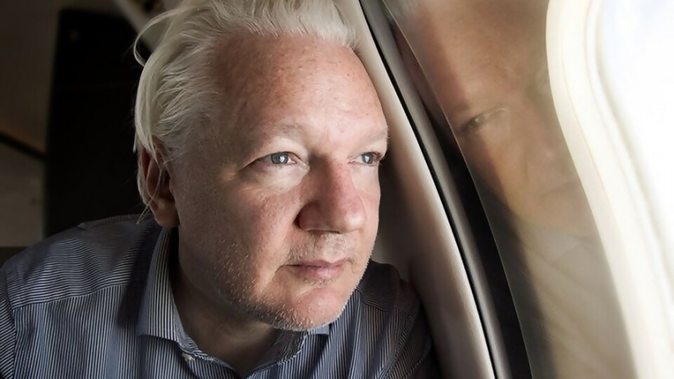 Julian Assange recuperó su libertad — Claudio Fantini — Primera Mañana | Azul 101.9
