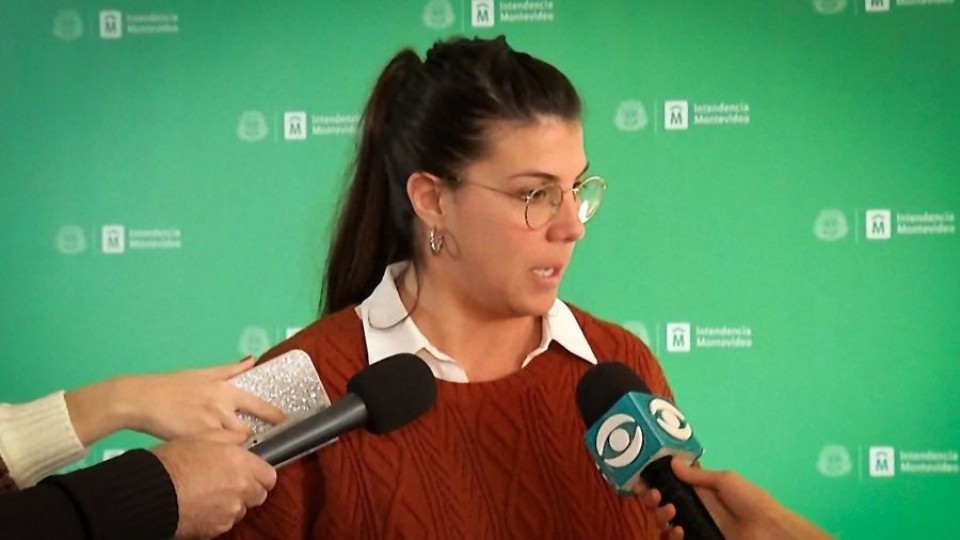 Ximena Muñiz: “Las balconeras van a seguir estando” — Entrevista — 12 PM | Azul 101.9