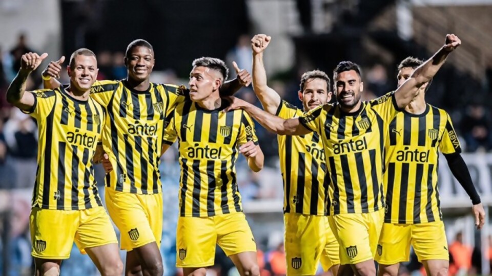 Peñarol atraviesa su mejor momento deportivo del año —  Deportes — Primera Mañana | Azul 101.9