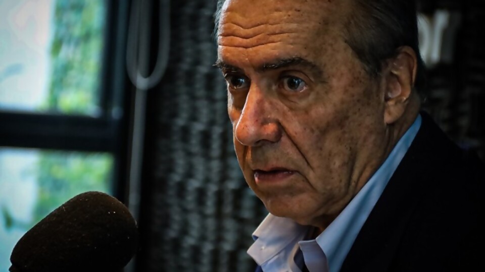 Amorín Batlle: “Argentina hizo la misma prueba que se quiere hacer acá con la seguridad social y se fundió” — Entrevistas — Primera Mañana | Azul 101.9