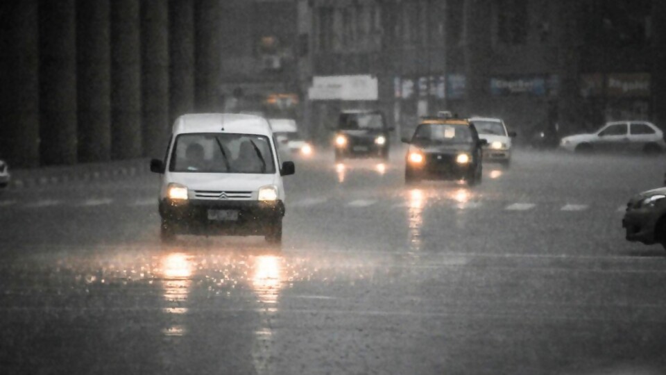 Bidegain: “Las lluvias de las últimas semanas ayudaron a reducir el impacto del déficit hídrico que sufrió la zona sur del país” — Entrevistas — Primera Mañana | Azul 101.9