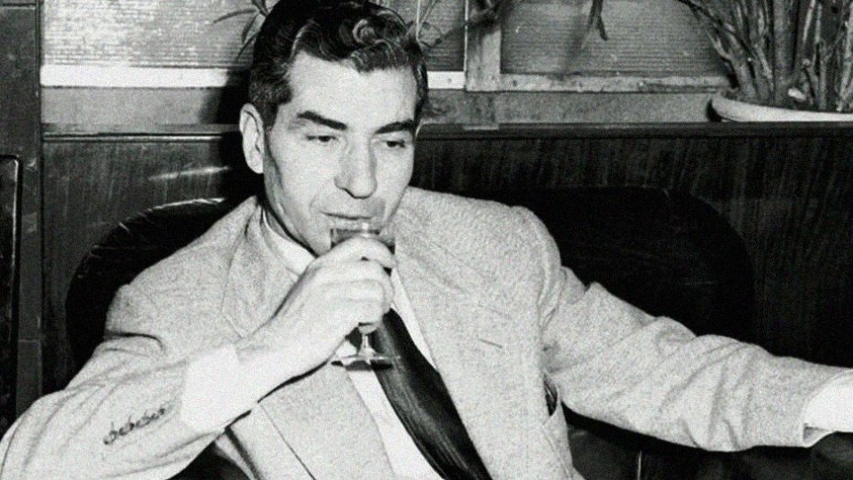 Relatos de Pecera: Lucky Luciano — Relatos de Pecera — La Pecera | Azul 101.9