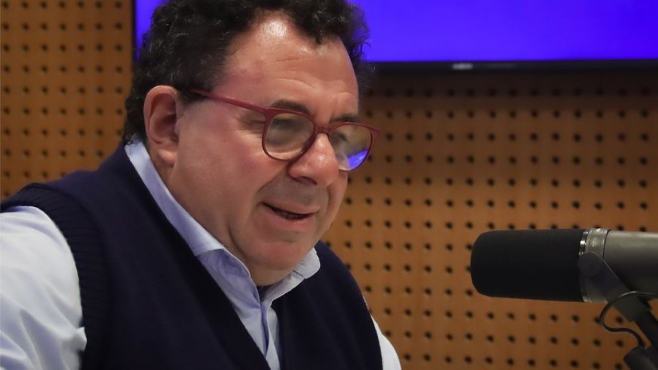 Ernesto Tulbovitz y el libro que nos acerca a Mujica — Hora y Pico — 12 PM | Azul 101.9