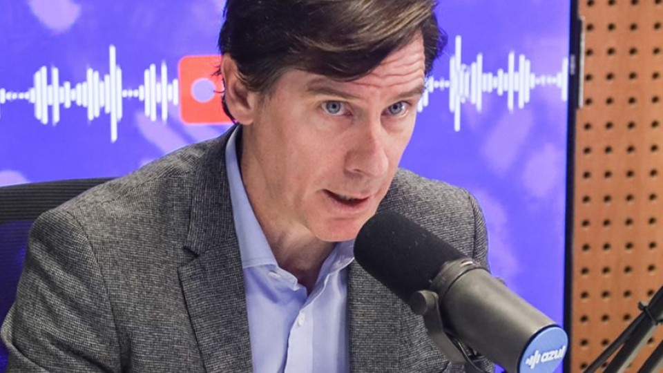 “Estamos entrando en una nueva era con un mundo sin equilibrio de poderes y donde rige la ley del más fuerte” — Entrevistas  — La Pecera | Azul 101.9
