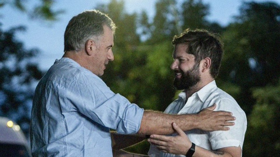 La Película: Retiros cruzados — Humor  — La Pecera | Azul 101.9