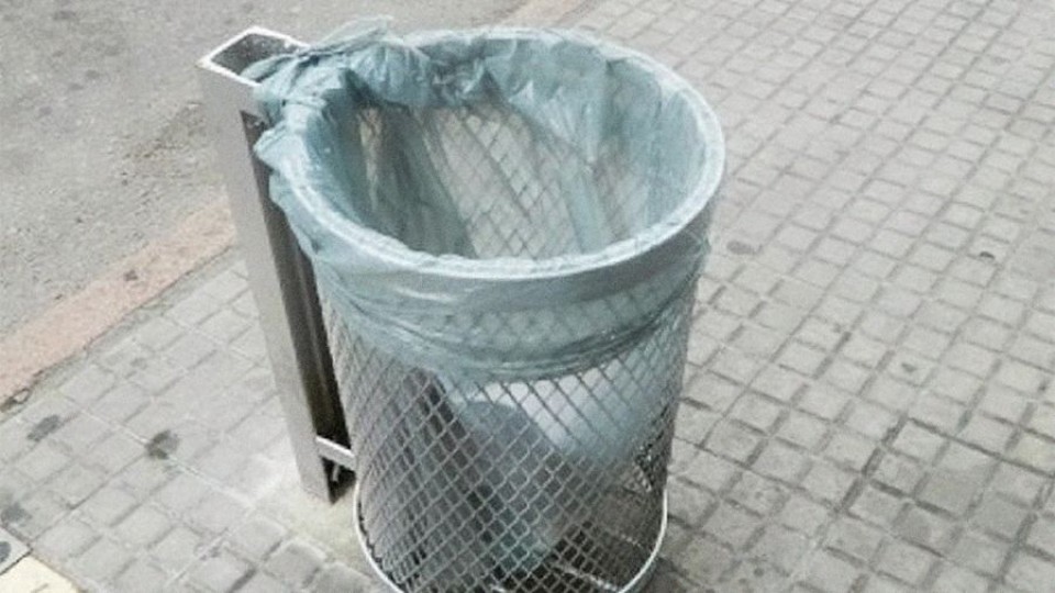 Saltombide quiere currar con las papeleras de la Intendencia — Humor  — La Pecera | Azul 101.9