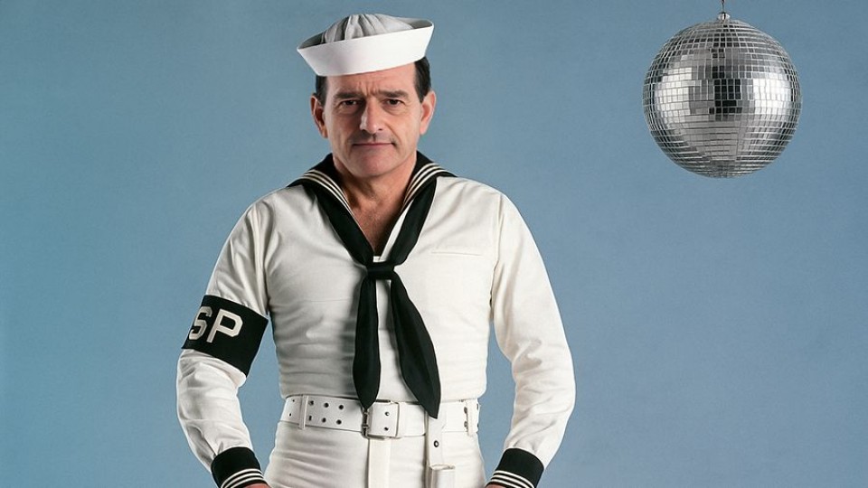 La Película: La Nostalgia del General — Humor  — La Pecera | Azul 101.9