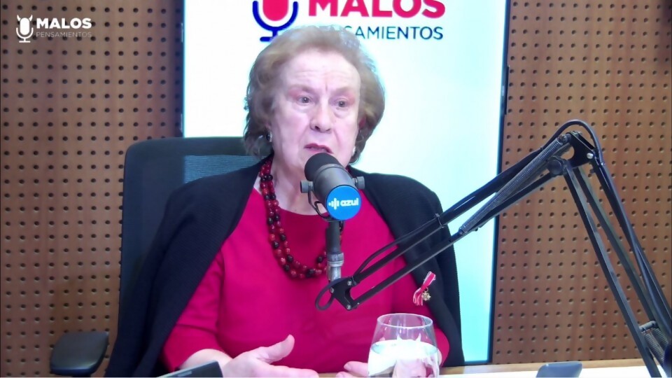 La entrevista: María Emilia Pérez — La Entrevista — Malos Pensamientos | Azul 101.9