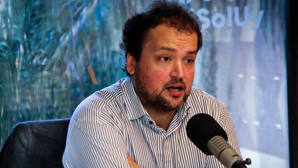 “No es nada descabellado pensar que Uruguay crezca lo que proyecta el Gobierno hacia el final del período” — Audios — Mapa del Día | Azul 101.9