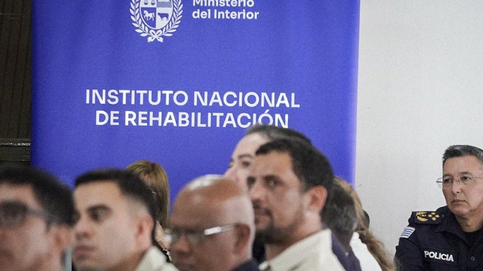 Concurso bajo sospecha en INR: denuncian favoritismo en ascensos de operadores penitenciarios — Informes  — La Pecera | Azul 101.9