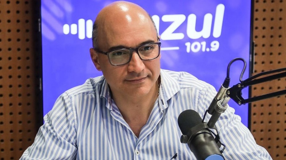 Santiago Cedrés: “Cuando el cuerpo dice basta, las hormonas están hablando” — Entrevistas  — La Pecera | Azul 101.9