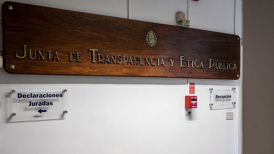 “Es muy negativo que funcione por cuotas políticas y genera desconfianza en la ciudadanía” — Audios — Mapa del Día | Azul 101.9