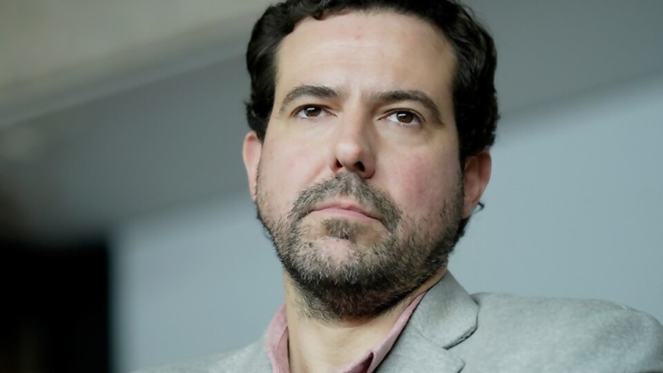 “La oposición parece un niño caprichoso pegándole a todas las piedras que hay en el camino” — Audios — Mapa del Día | Azul 101.9