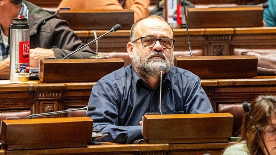 “Por lo que ha pregonado el FA en su historia, era imposible no votar esta ley” — Audios — Mapa del D&iacute;a | Azul 101.9