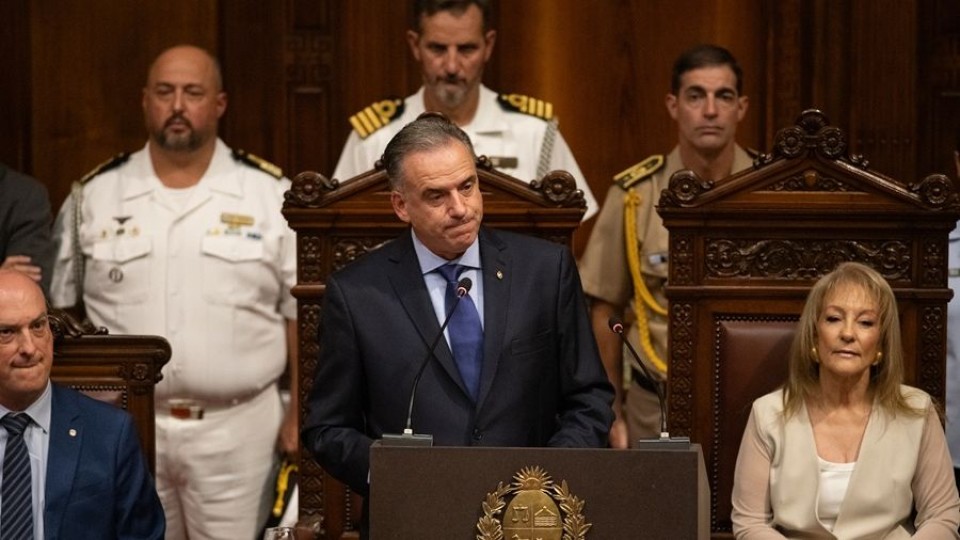 Orsi a un año de asumir: ¿El problema es la comunicación? — Columnas — La Pecera | Azul 101.9