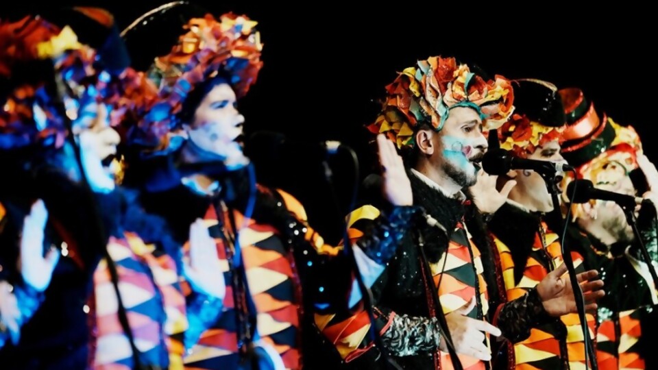 Saltombide estuvo en la noche de fallos de Carnaval — Humor  — La Pecera | Azul 101.9