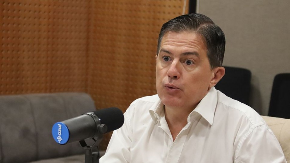 “Sin los recursos necesarios, cualquier código está destinado a una aplicación deficiente” — Audios — Mapa del D&iacute;a | Azul 101.9