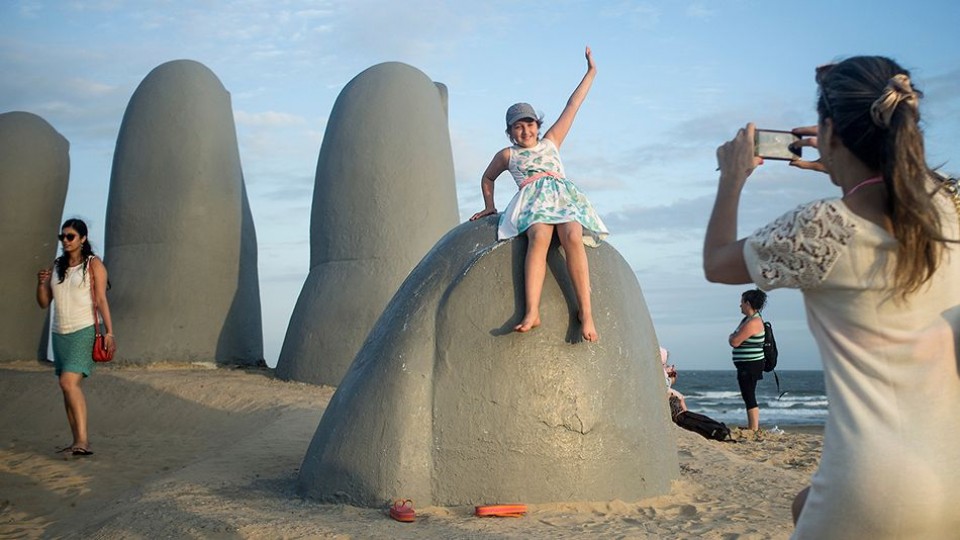 “Invertir 10 millones de dólares más en promoción turística, podría significar el aumento de un punto del PBI en ingreso de divisas” — Audios — Mapa del D&iacute;a | Azul 101.9