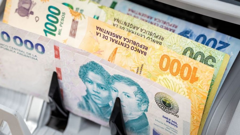 La economía le empezó a pasar factura a Milei — Corresponsales  — La Pecera | Azul 101.9