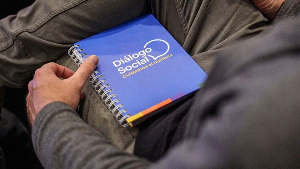 Todo lo que quieras saber del Diálogo Social — Columnas — La Pecera | Azul 101.9