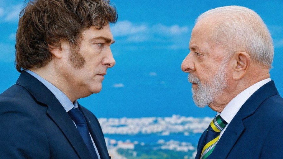 La Película: La Batalla del Ticholo y la Empanada — Humor  — La Pecera | Azul 101.9
