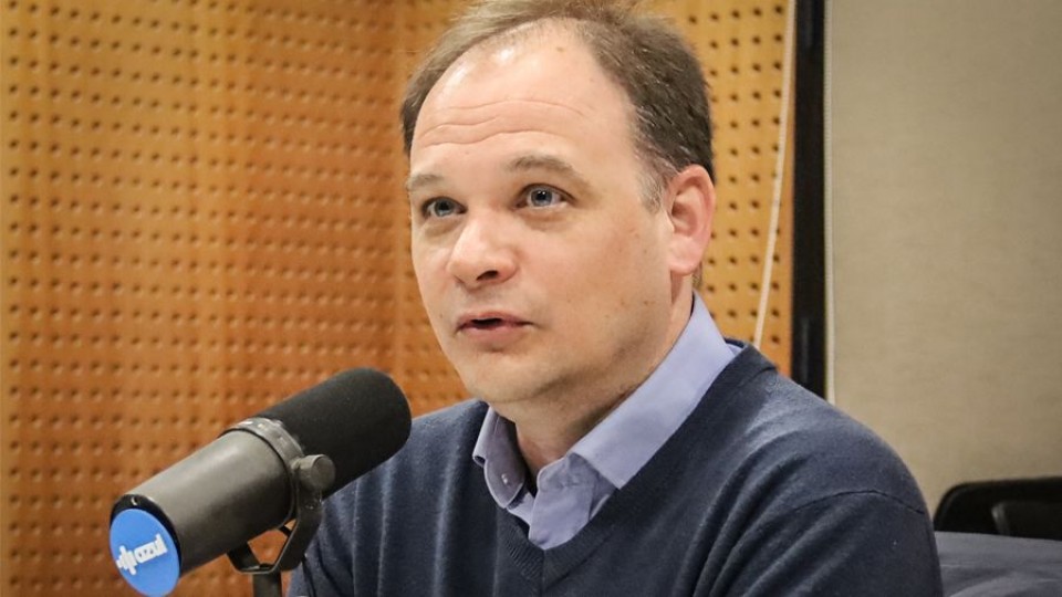 Bottinelli: “Al gobierno le ha costado construir un relato sobre qué es lo que quiere hacer y cuál es el destino final” — Audios — Mapa del D&iacute;a | Azul 101.9