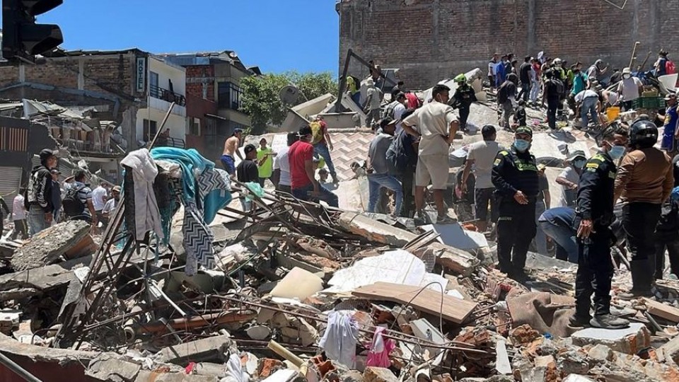 La colombiana Ana María Llano nos cuenta las consecuencias del terremoto desde una de las ciudades más afectadas — Audios — Mapa del D&iacute;a | Azul 101.9
