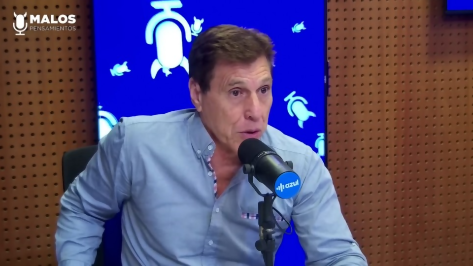 La entrevista: Juan Ramón Carrasco —  La Entrevista — Malos Pensamientos | Azul 101.9