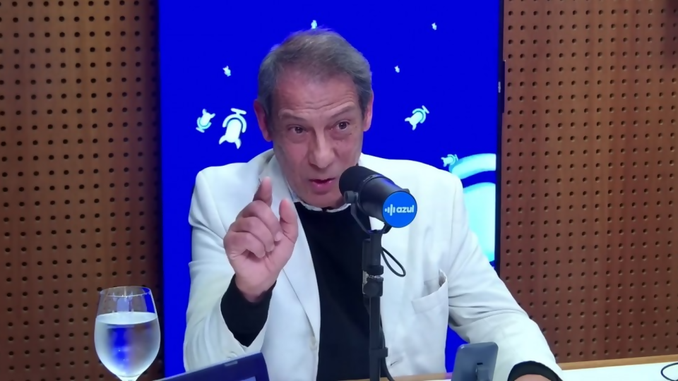 La entrevista: Álvaro Alfonso —  La Entrevista — Malos Pensamientos | Azul 101.9