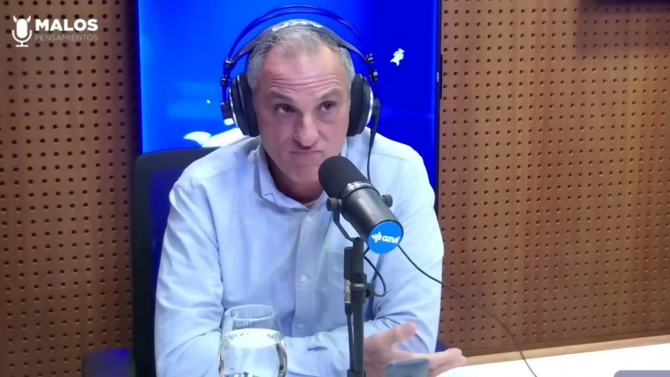La entrevista: Ricardo Vilahomat —  La Entrevista — Malos Pensamientos | Azul 101.9