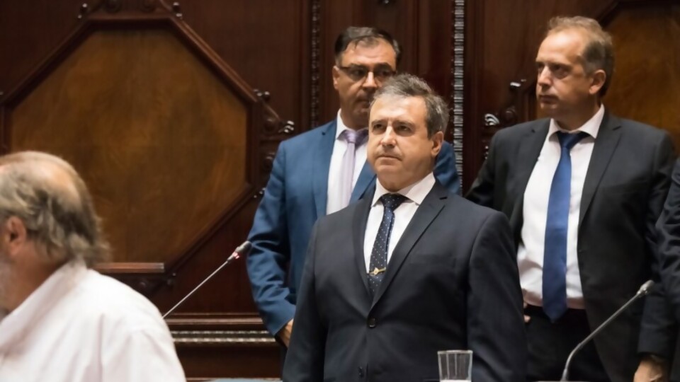 Entrevista: Raúl Lozano — Entrevistas — Primera Ma&ntilde;ana | Azul 101.9