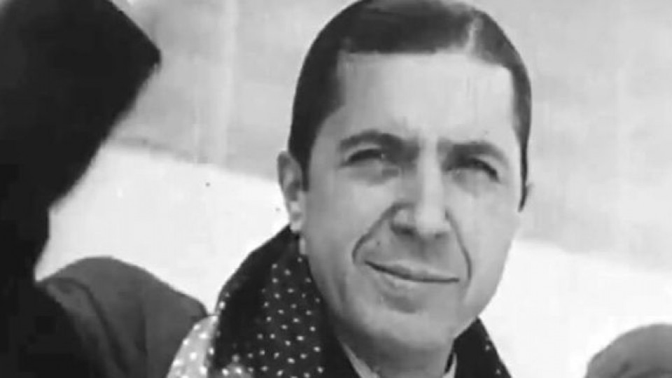 A 89 años de la muerte de Carlos Gardel — El Submarino Azul — La Pecera | Azul 101.9