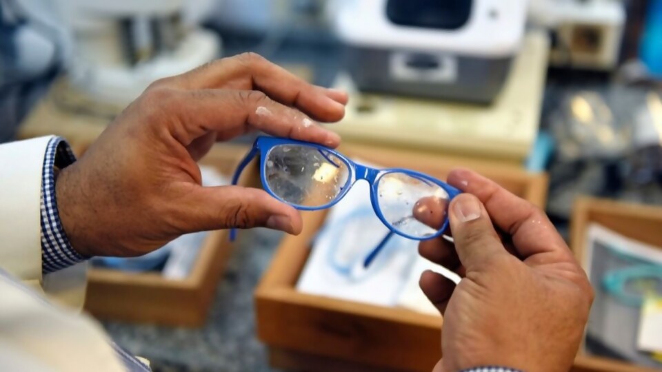 El ícono del éter y su mirada crítica y feminista con los lentes de Alba — Humor  — La Pecera | Azul 101.9