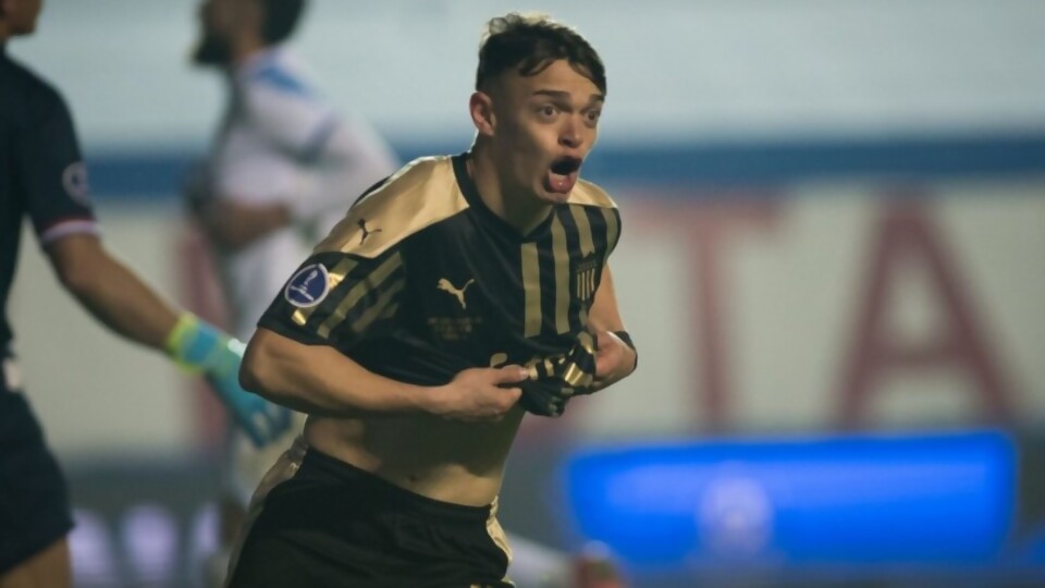 Deportes: Peñarol dominó y se quedó con el clásico — Deportes — Primera Mañana | Azul 101.9