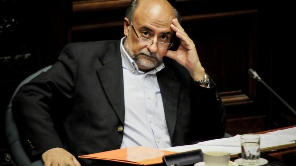 Entrevista: Pablo Mieres — Entrevistas — Primera Ma&ntilde;ana | Azul 101.9