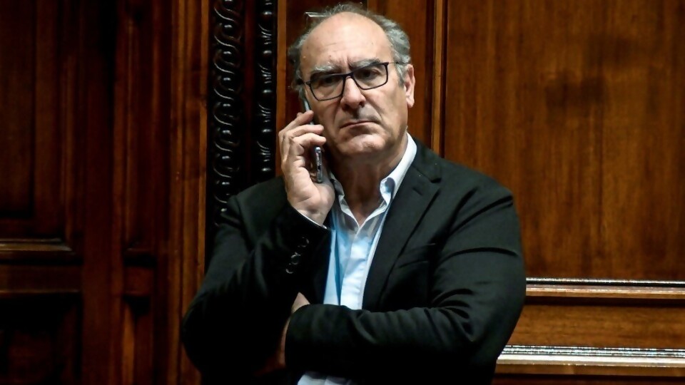 Entrevista: Gustavo Olmos — Entrevistas — Primera Ma&ntilde;ana | Azul 101.9