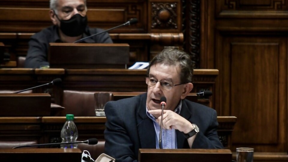 Entrevista: Iván Posada — Entrevistas — Primera Ma&ntilde;ana | Azul 101.9