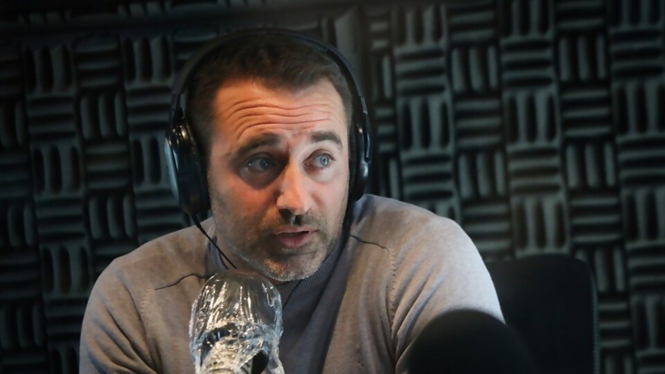 Entrevista: Santiago Pérez — Entrevistas — Primera Ma&ntilde;ana | Azul 101.9