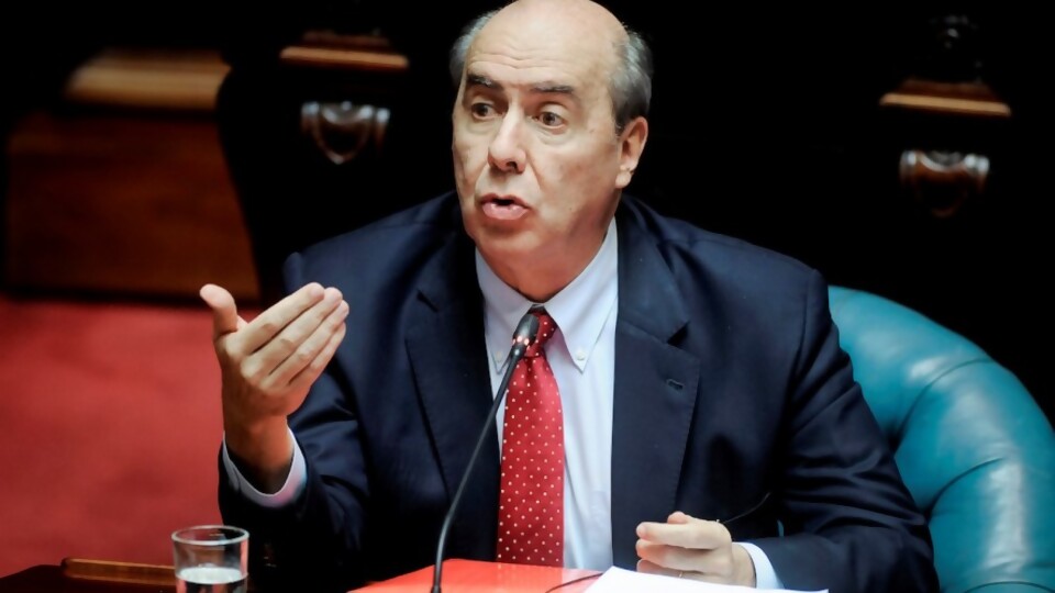 Entrevista: José Amorín Batlle — Entrevistas — Primera Ma&ntilde;ana | Azul 101.9