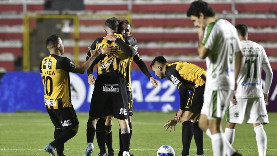 Los detalles le costaron muy caro a Plaza Colonia — Deportes — Primera Mañana | Azul 101.9