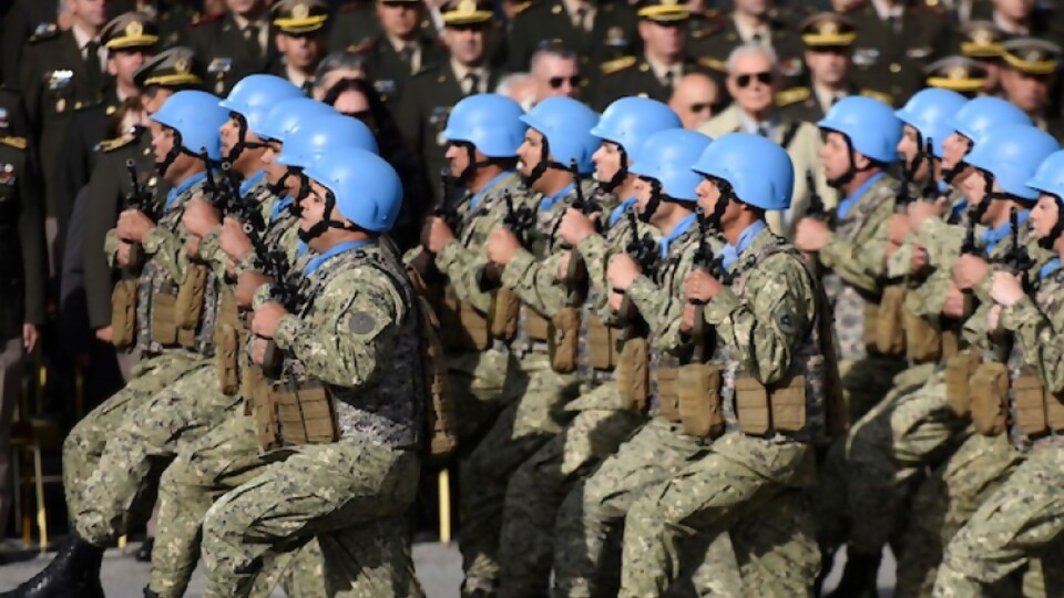 ¿Irías a la guerra por Uruguay? —  Sumergidos en el fondo — La Pecera | Azul 101.9