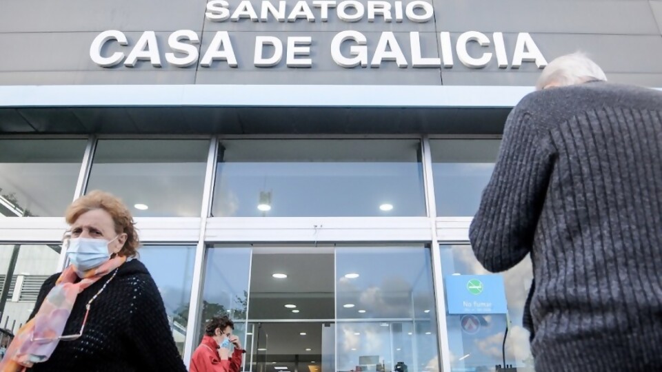 Cabrera: “Sólo hubo dos registrados en el remate de Casa de Galicia y Asse no fue uno de ellos” —  Entrevistas — Primera Mañana | Azul 101.9