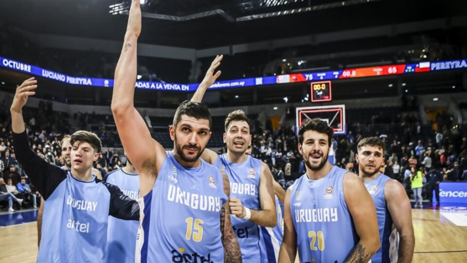 Uruguay se ilusiona con meterse en el Mundial —  Deportes — Primera Mañana | Azul 101.9
