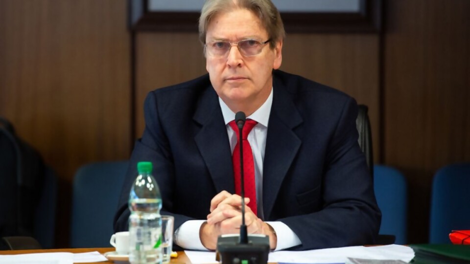 Pasquet: “Exhortamos a que todos los legisladores que estuvieron reunidos con Garcé se pongan a disposición de Fiscalía para aclarar la situación” — Entrevistas — Primera Ma&ntilde;ana | Azul 101.9